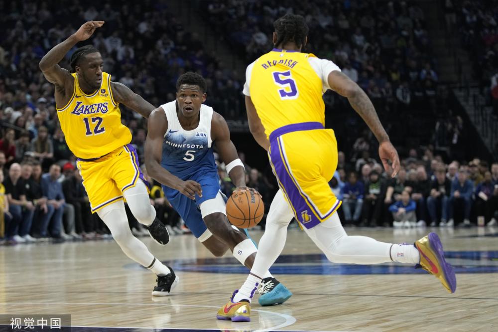 打出控球反 打出控球反